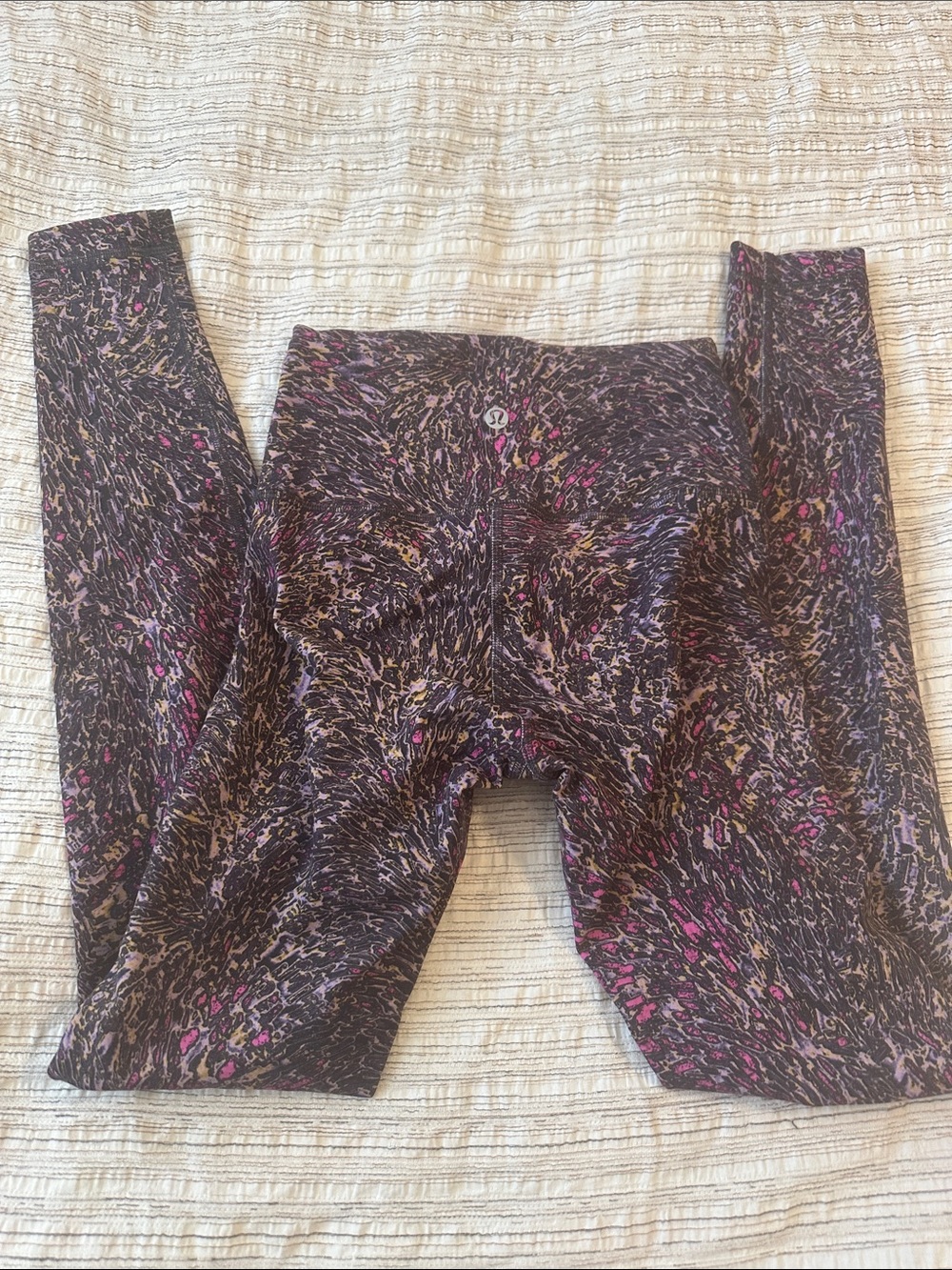 Lululemon Women’s Purple Multicolor Active Leggings
